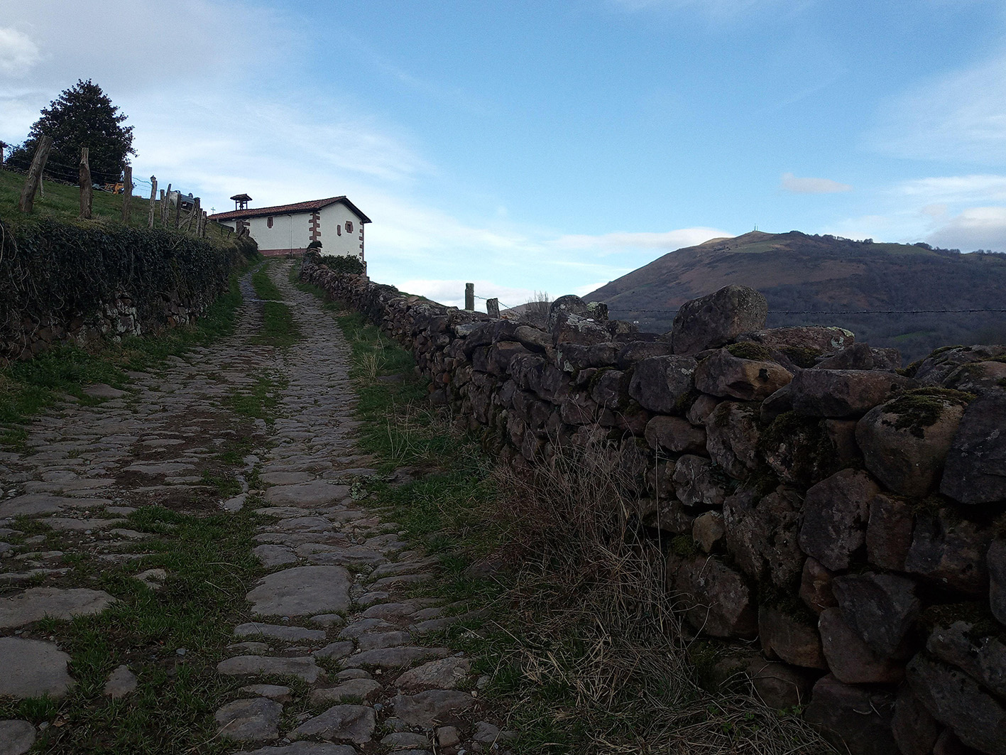 GOROSTAPOLOKO BASELIZA/ERMITA