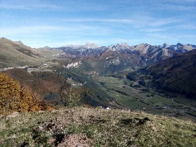 Lapatia ingurutik / Desde Lapatia