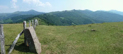 128 mugarria
